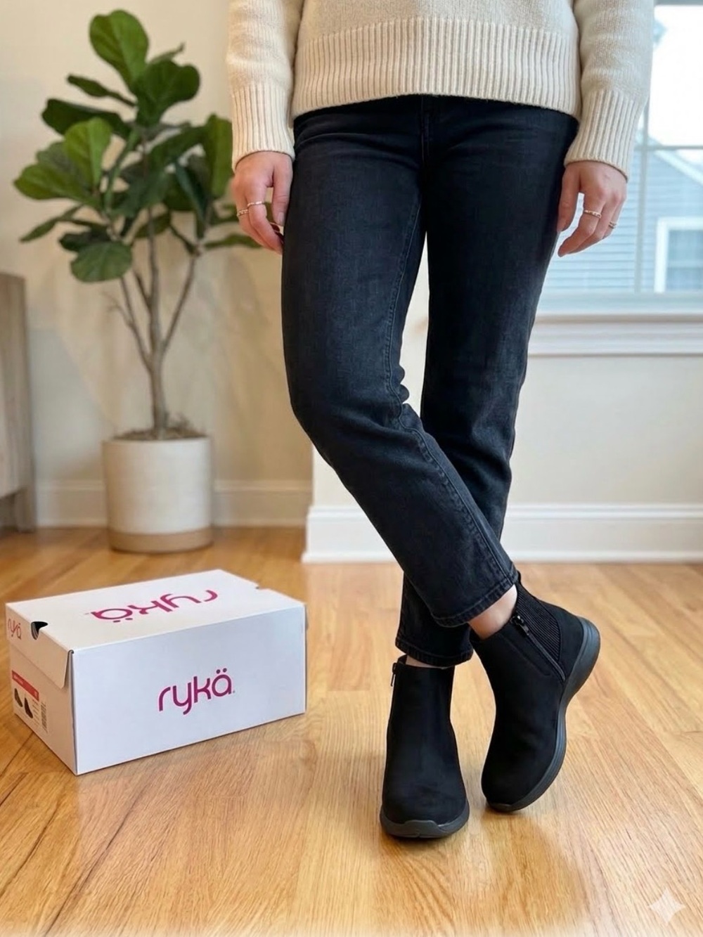 NEW Ryka Noelle Sz 8 Black Suede Water-Repellent Ankle Boots